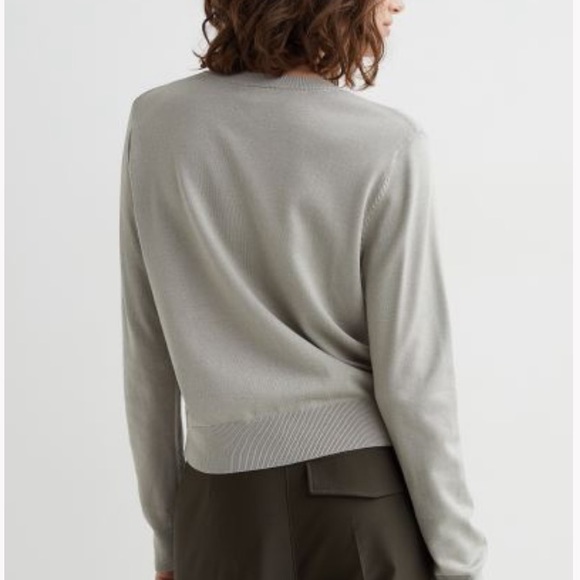 H & M Fine Knit Taupe Cardigan Sz XL - Picture 3 of 8